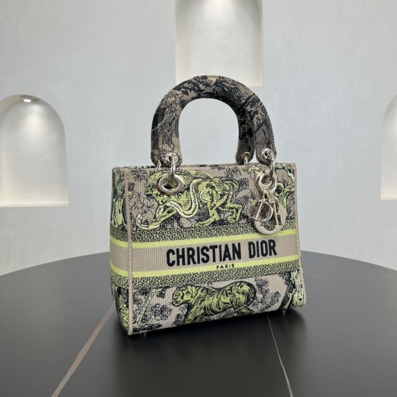 Dior Shopping Bags